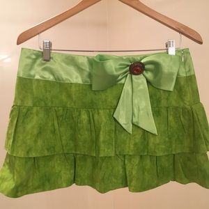 Vintage Skirt by Joy Han.